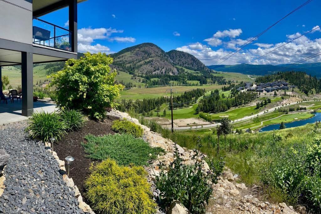 Beautiful Suite On Golf Course Kelowna Buitenkant foto