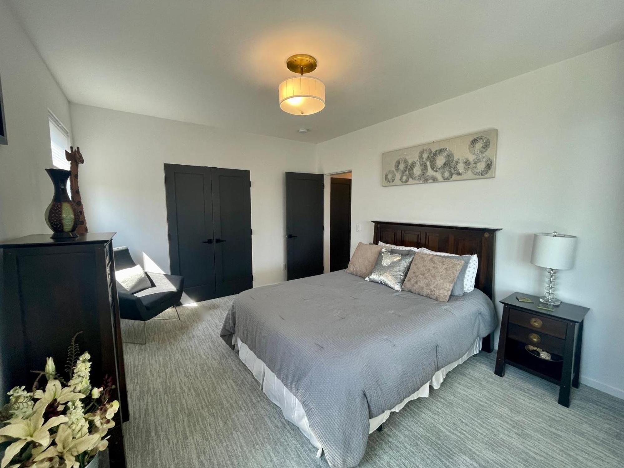 Beautiful Suite On Golf Course Kelowna Buitenkant foto