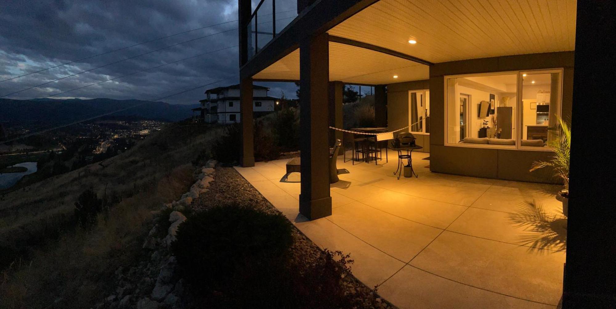 Beautiful Suite On Golf Course Kelowna Buitenkant foto