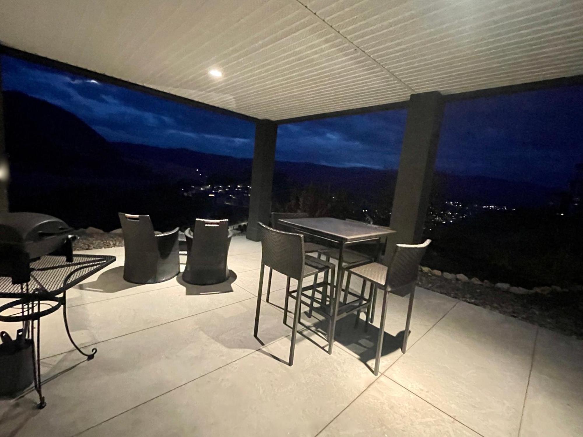 Beautiful Suite On Golf Course Kelowna Buitenkant foto